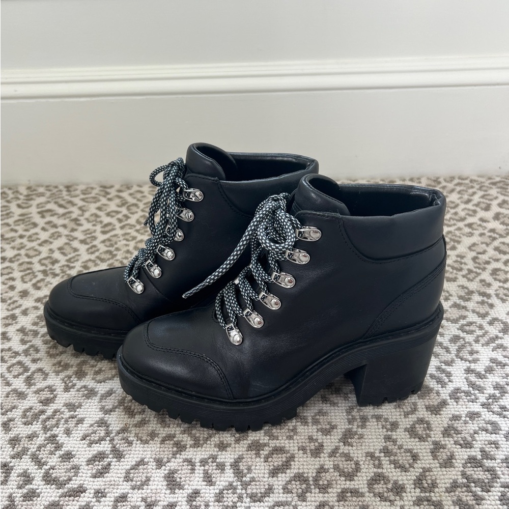 MARC FISCHER - Lace Up Booties